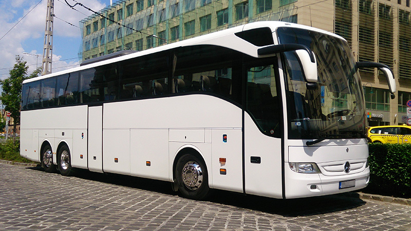 53+2 fős Mercedes Tourismo R2 53+2 fős Mercedes Tourismo R2