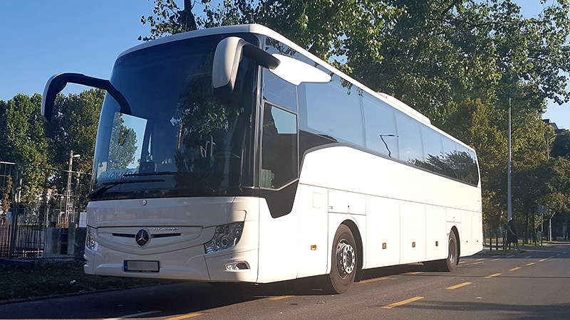 49+2 fős Mercedes Tourismo RHD 49+2 fős Mercedes Tourismo RHD